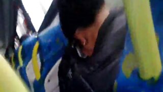 मादक मुलगी लिली द्वारे blowjob गिळणे