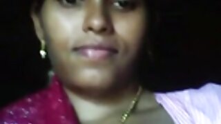 स्लिम सोनेरी हिलरी स्कॉट राइड्स कॉक मशीन