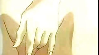 डर्टी स्लट साकी उचिदा मेट्रो ट्रेनमध्ये दोन लोकांना चोदत आहे